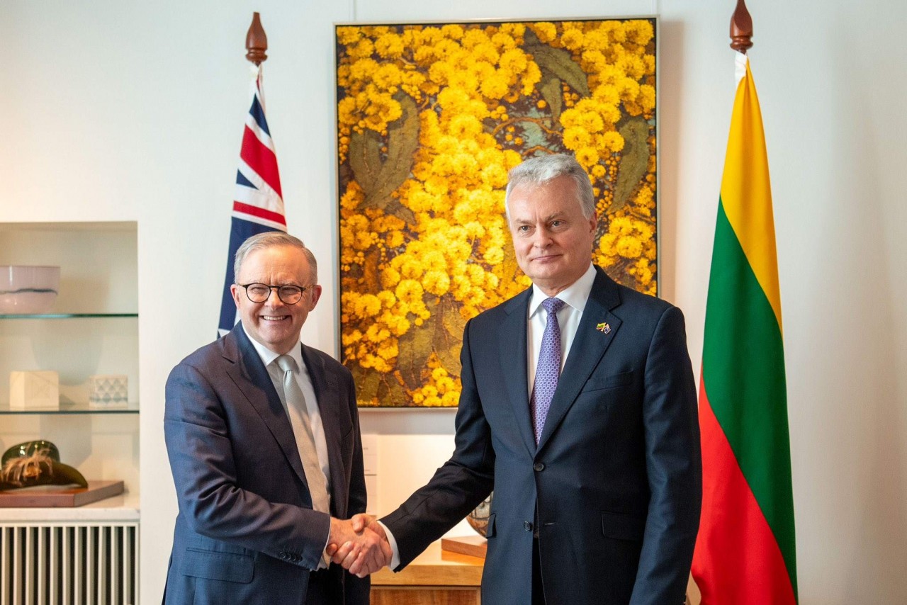 Thủ tướng Australia Anthony Albanese và Tổng thống Lithuania  Gitanas Nausėda đã gặp mặt tại thủ đô Canberra của Australia ngày 19/10. 