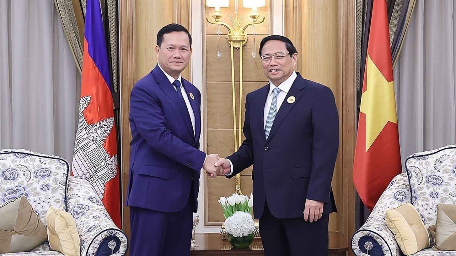 Việt Nam-Campuchia nhất trí tạo điều kiện thuận lợi hơn nữa cho doanh nghiệp hai nước