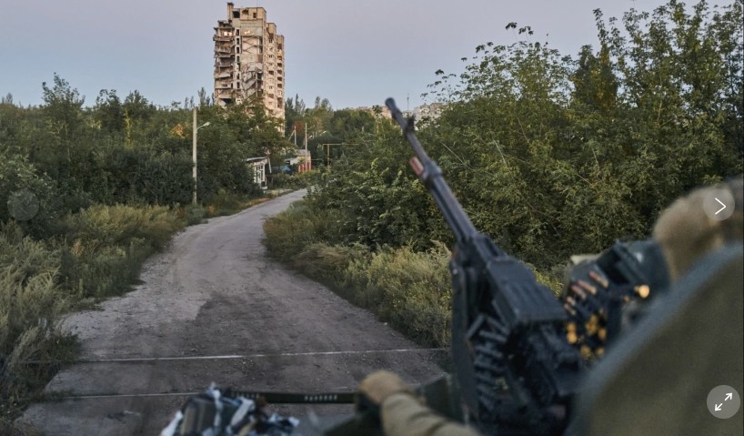 Nga tiếp tục ồ ạt tấn công thành phố Avdiivka của Ukraine