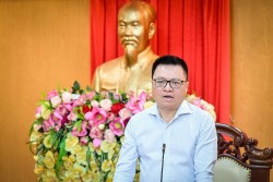 Chủ tịch Hội Nhà báo Lê Quốc Minh nói về quan hệ giữa báo chí với doanh nghiệp