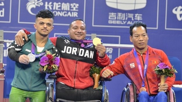 Asian Para Games 2023: Đô cử Lê Văn Công giành Huy chương đồng môn cử tạ