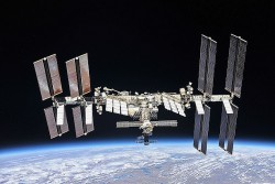 Tốc độ nhanh ‘khủng khiếp’ của Trạm vũ trụ quốc tế ISS