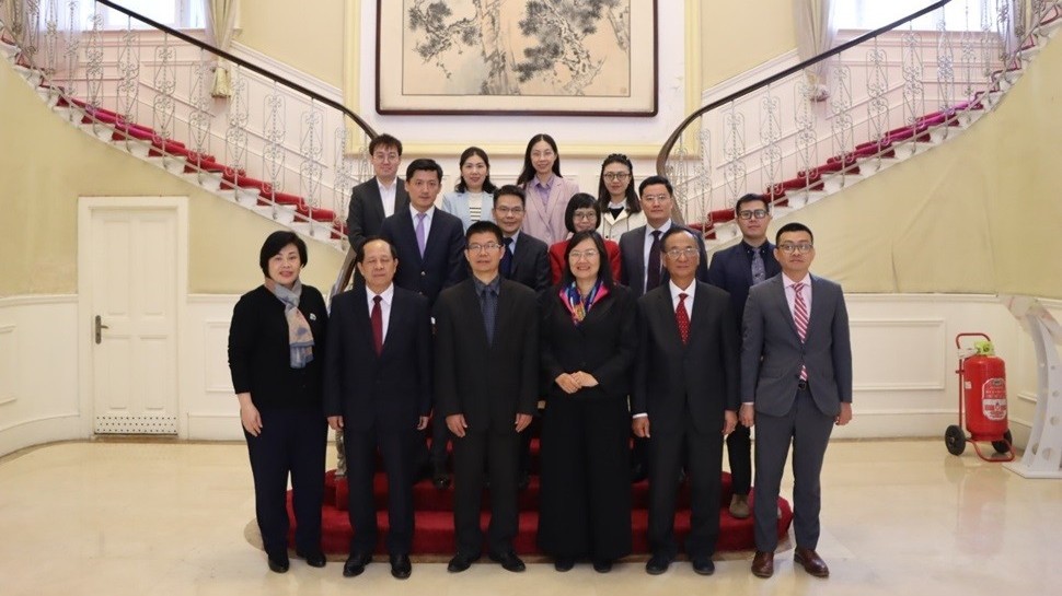 Học viện Ngoại giao trao đổi học thuật với các cơ quan nghiên cứu của Trung Quốc