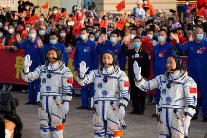 Trung Quốc cam kết sử dụng hòa bình không gian vũ trụ