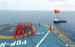 Đảng bộ Tập đoàn Dầu khí quốc gia Việt Nam yêu cầu tổ chức các hoạt động kỷ niệm 15 năm thành lập thiết thực và tiết kiệm
