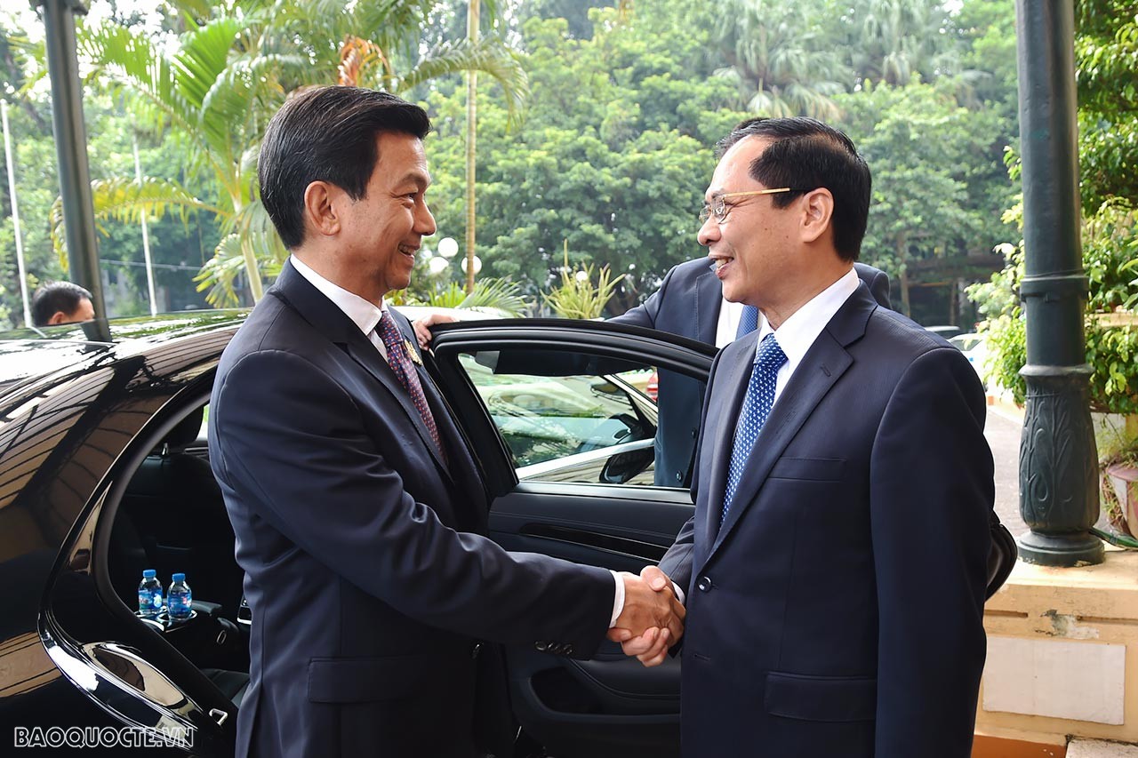 Vietnam, Thailand FMs hold talks to elevate strategic partnership to a new height