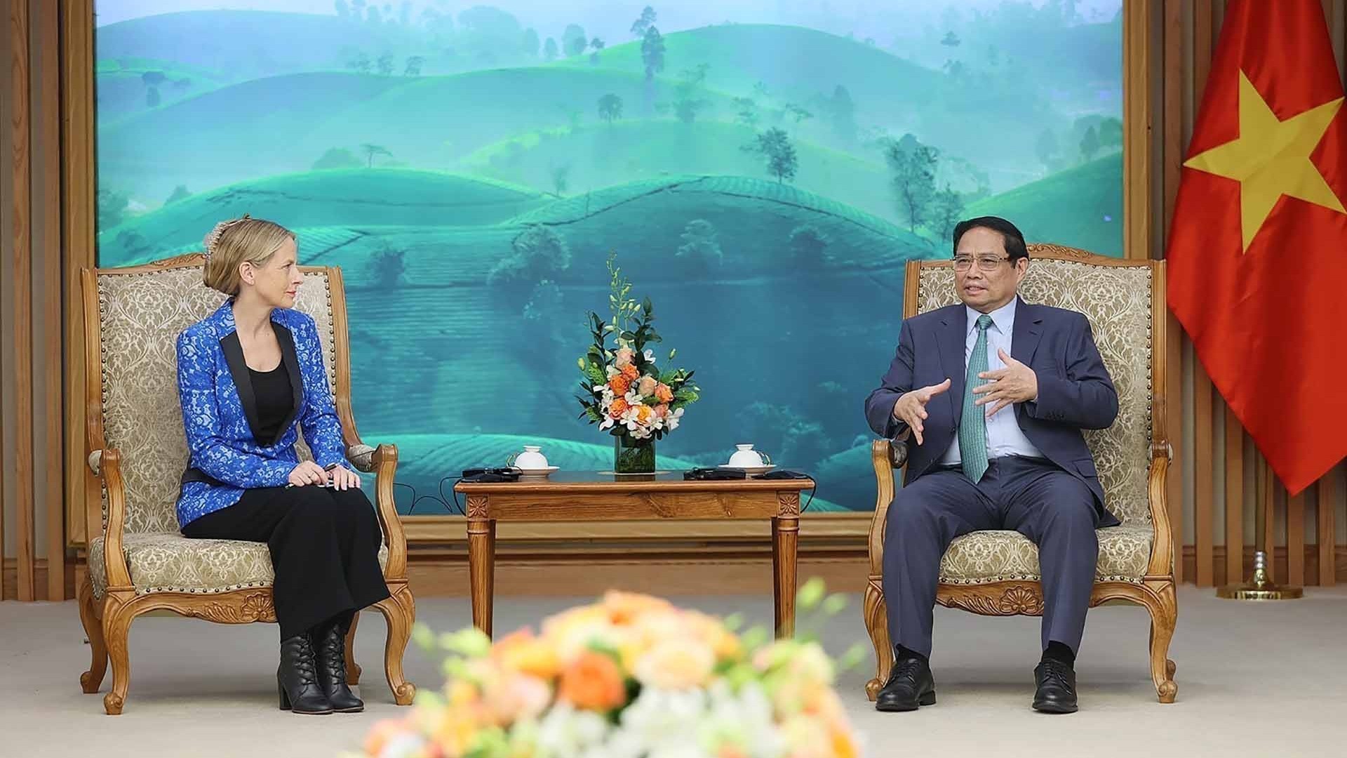Thủ tướng đề nghị Amazon giúp Việt Nam đào tạo nguồn nhân lực trong lĩnh vực thương mại điện tử