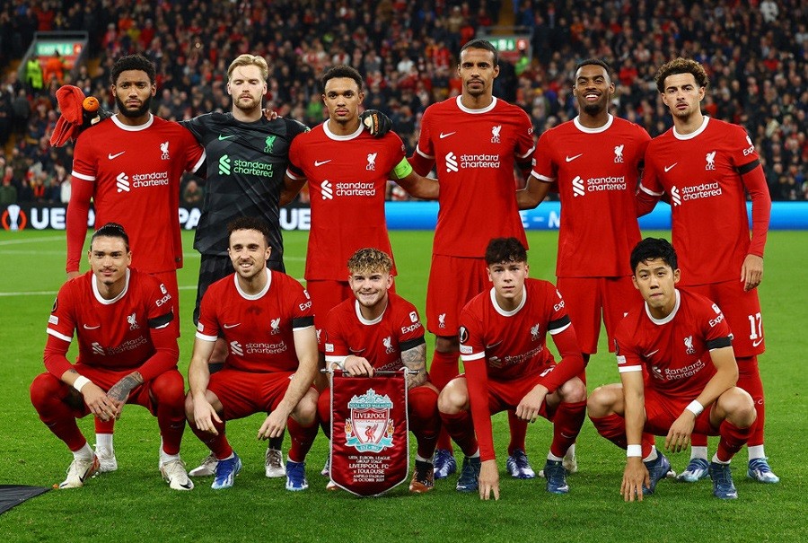 Đội hình ra sân nhiều xáo trộn của Liverpool.