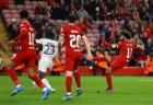 Europa League: Hình ảnh các cầu thủ thay nhau lập công, giúp Liverpool thắng đậm 5-1 trước Toulouse
