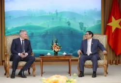 Thủ tướng Phạm Minh Chính tiếp Tổng thư ký OECD Mathias Cormann