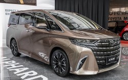 Cận cảnh 'chuyên cơ mặt đất' Toyota Alphard 2024 vừa ra mắt tại Malaysia, giá khoảng 2,67 tỷ đồng