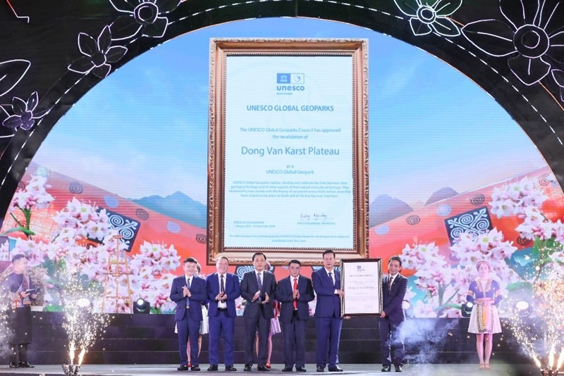 ​Hà Giang đón nhận danh hiệu Công viên địa chất toàn cầu UNESCO Cao nguyên đá Đồng Văn lần thứ 3. (Nguồn: dangcongsan.vn)