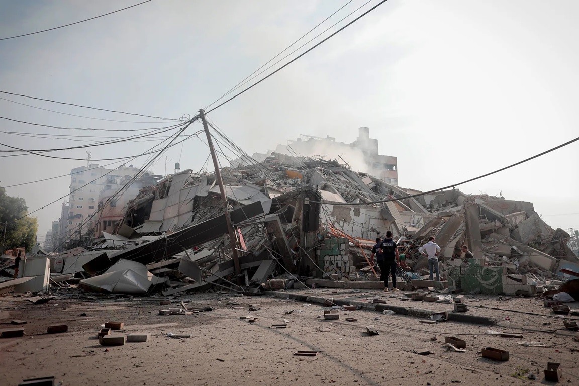 Internet và mạng viễn thông ở Dải Gaza bị phá hủy và mất kết nối trong hai ngày qua do các cuộc tấn công của Israel. (Nguồn: Getty Images)