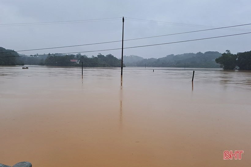 Tình hình mưa lũ ở Hà Tĩnh: Nhiều địa phương thiệt hại nặng nề