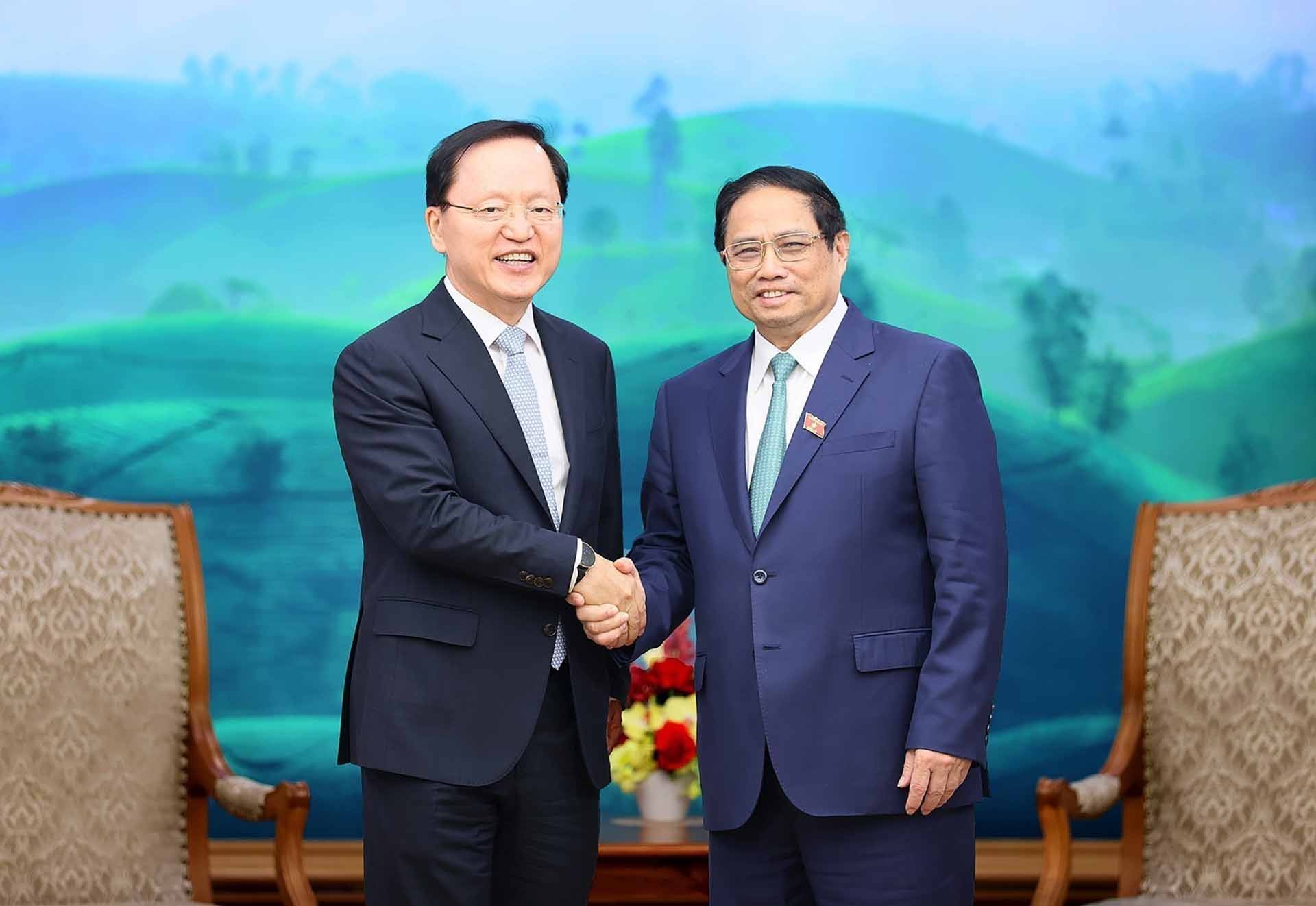 Thủ tướng Phạm Minh Chính tiếp ông Park Hark Kyu, Tổng giám đốc phụ trách tài chính Tập đoàn Samsung. (Nguồn: TTXVN)
