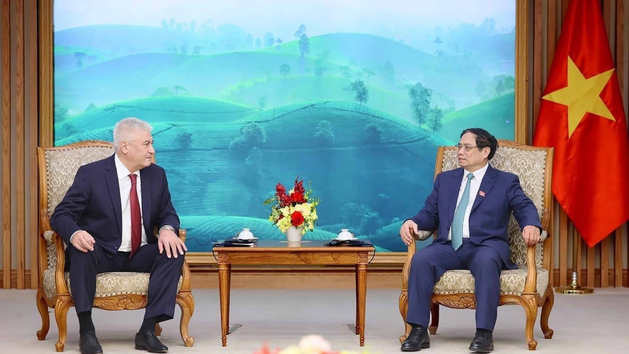 PM Pham Minh Chinh receives Russian Minister of Internal Affairs General Kolokoltsev