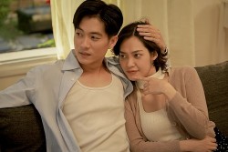 Hoa hậu Nông Thúy Hằng xinh đẹp, diễn cảnh tình tứ trong MV ca nhạc mới phát hành