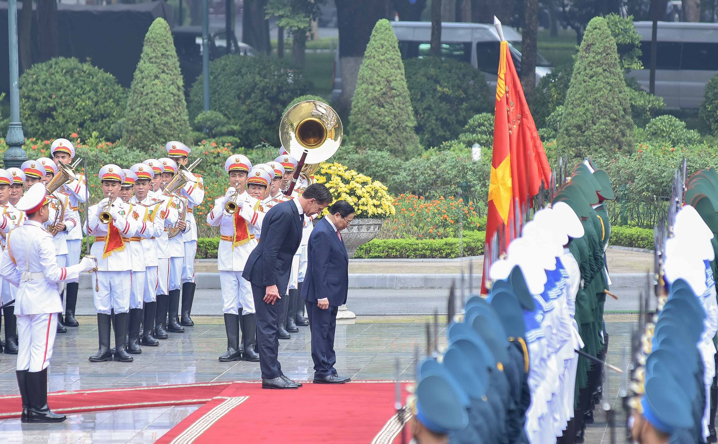 Official welcome ceremony held for Dutch Prime Minister Mark Rutte