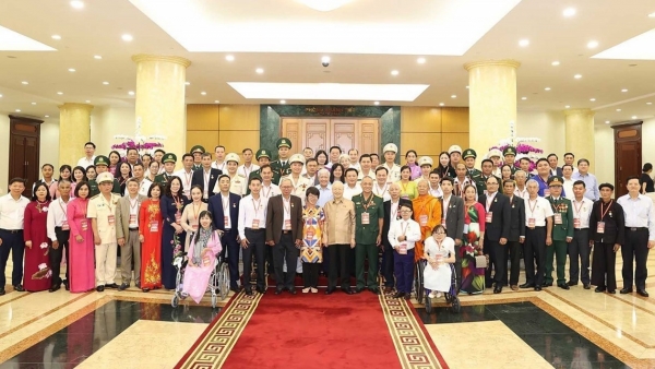 Party General Secretary Nguyen Phu Trong meets role models emulating President Ho Chi Minh