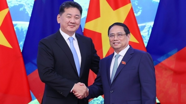 Prime Minister Pham Minh Chinh meets Mongolian President