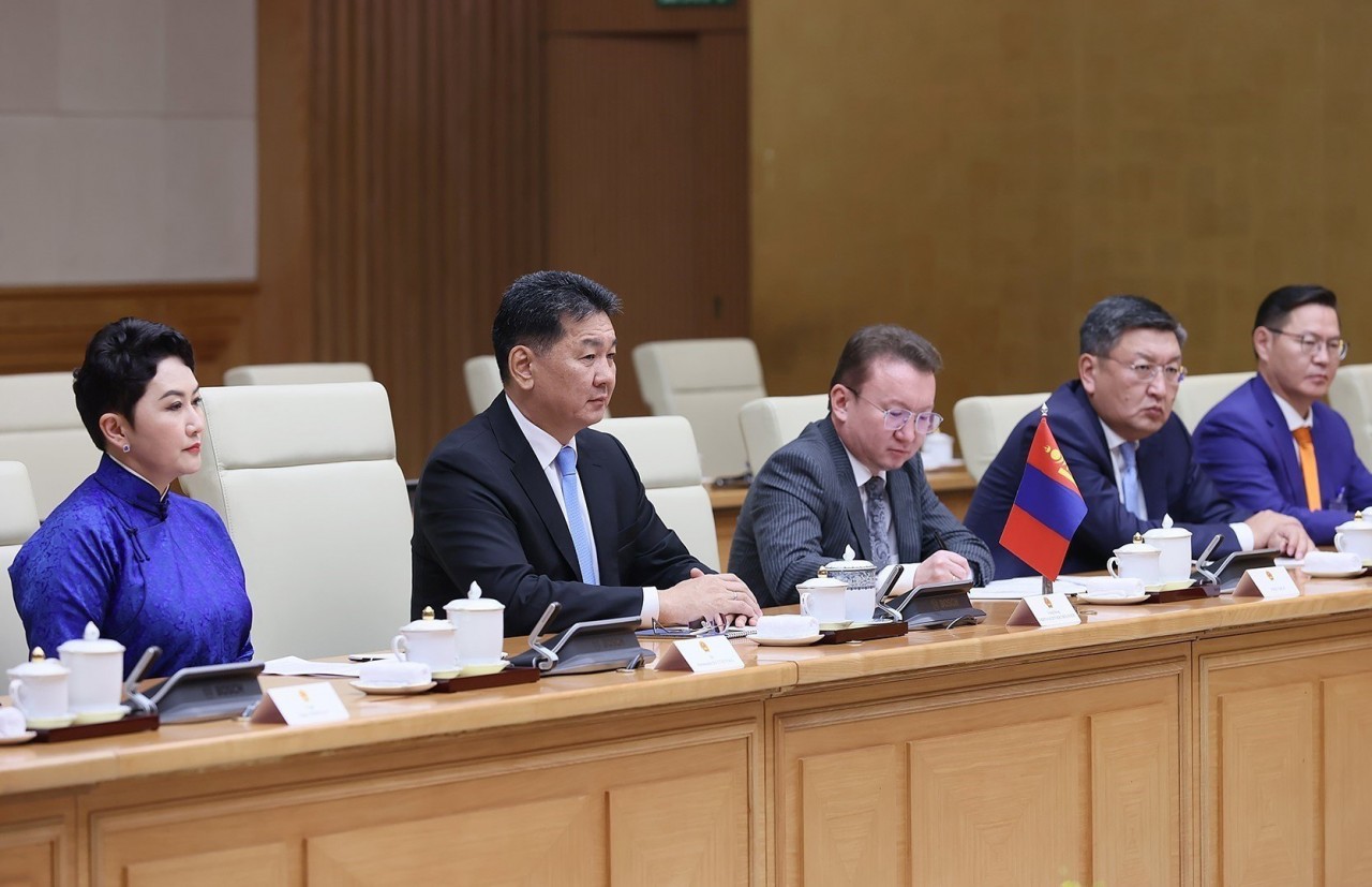 Tổng thống Mông Cổ và đoàn đại biểu 