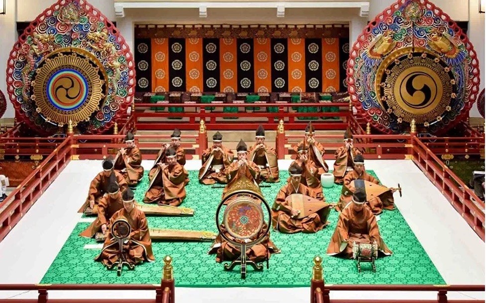 Dàn nhạc kangen (một hình thức của Gagaku) chơi bản nhạc hòa tấu lâu đời nhất thế giới (Nguồn: WAppuri - Trang thông tin Nhật Bản muôn màu)