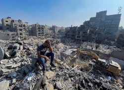 Tình hình Dải Gaza: Thổ Nhĩ Kỳ kêu gọi ngừng bắn khẩn cấp, Israel bình luận việc Mỹ điều tàu ngầm hạt nhân tới khu vực