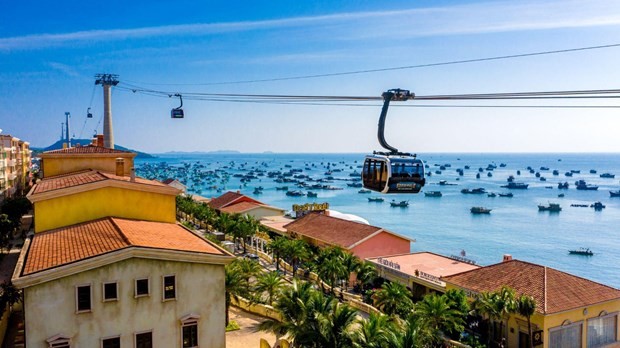 The world's longest three-cable ropeway to Hon Thom Island, Phu Quoc. (Photo: Minh Tu)