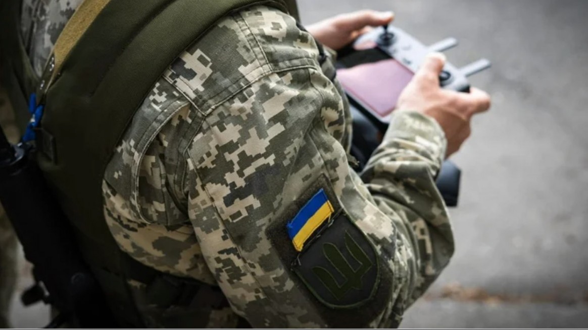 Hai quan chức cấp cao Bộ quốc phòng Ukraine dính líu gian lận quy mô lớn
