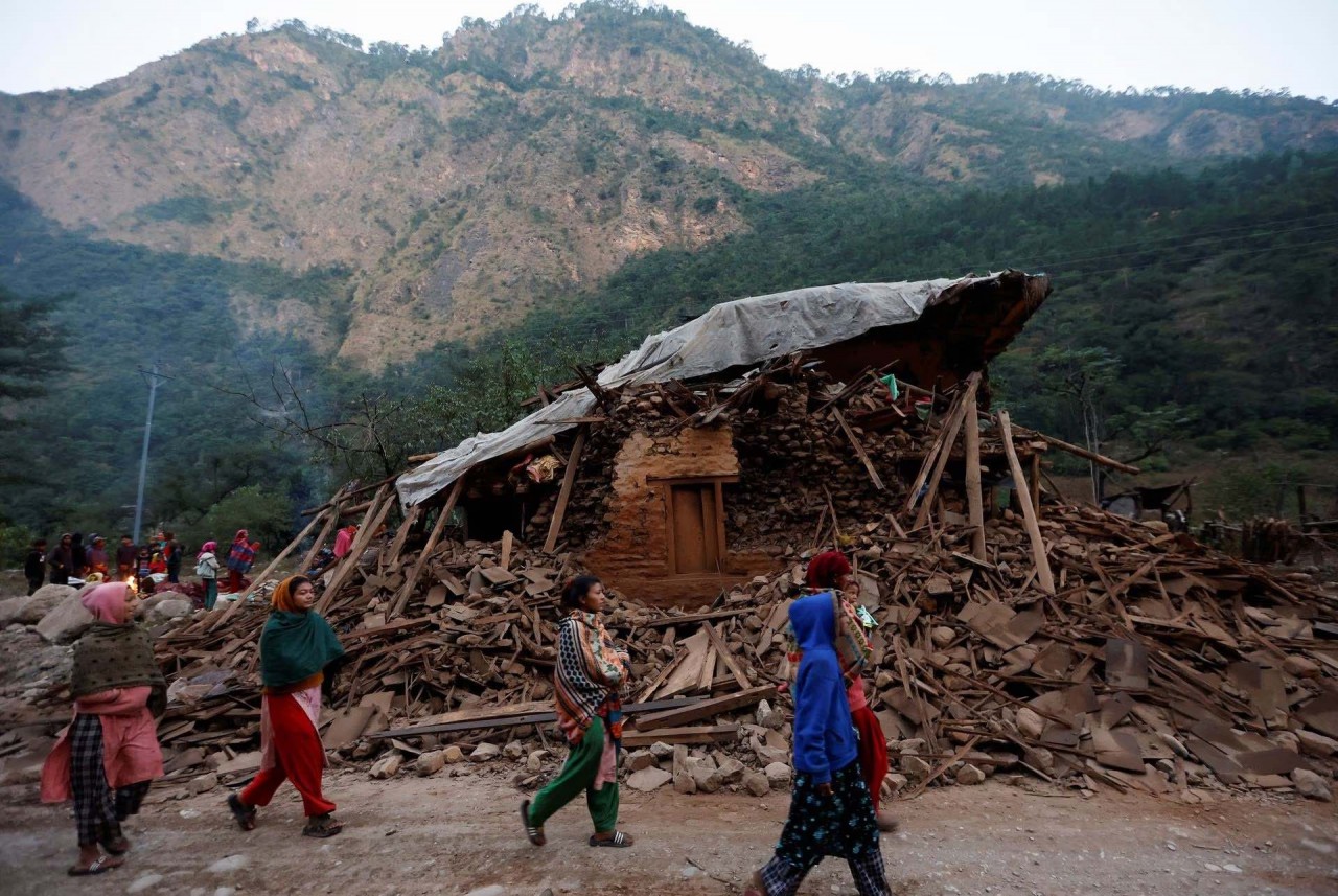 Khung cảnh đau thương sau trận động đất làm rung chuyển Nepal
