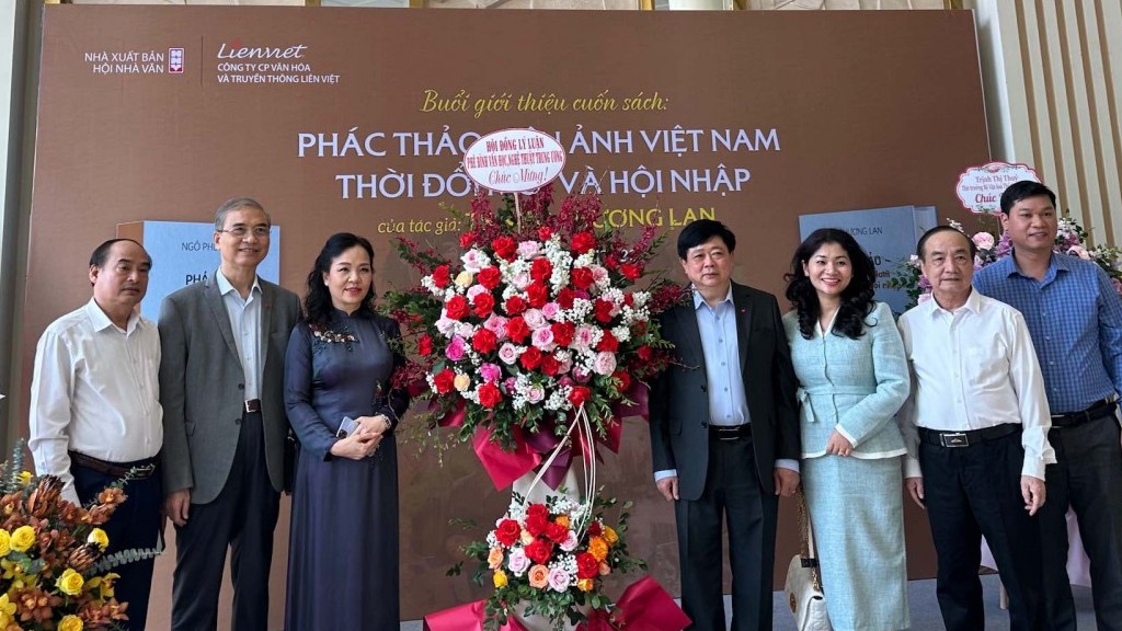 'Phác thảo điện ảnh Việt Nam thời đổi mới và hội nhập': Tâm huyết của TS. Ngô Phương Lan về nền điện ảnh nước nhà