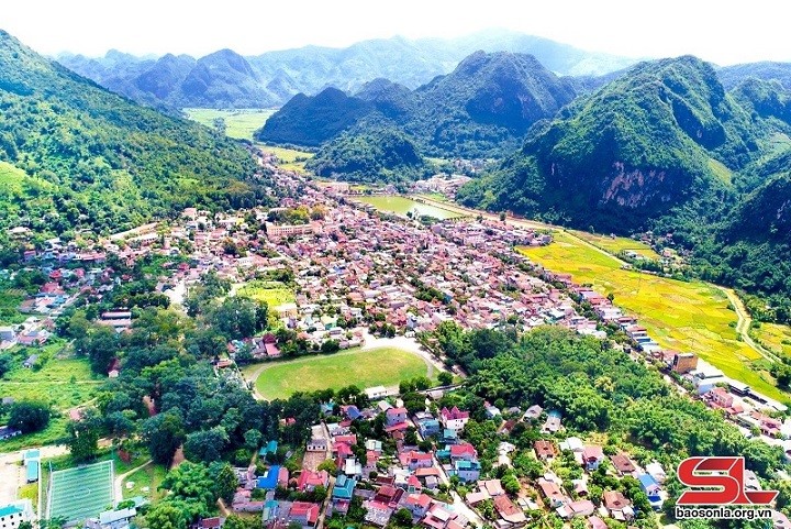 Toàn cảnh thị trấn Thuận Châu, Sơn La. (Nguồn: Báo Sơn La)