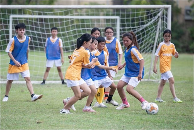 Football match spreads message of gender quality