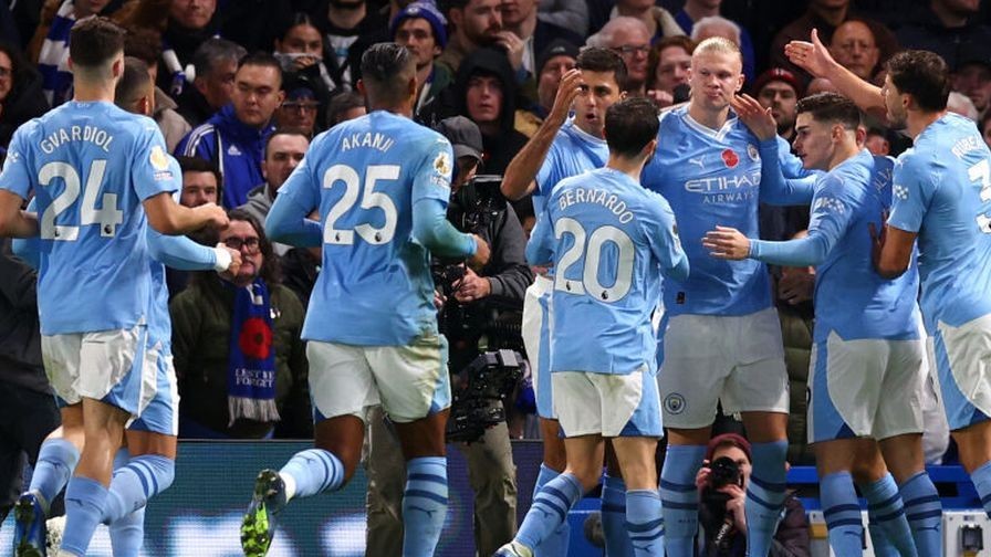 Man City: HLV Pep Guardiola lần đầu nhận kết quả hòa 4-4; Haaland có 36 trận đấu ghi được hai bàn thắng trở lên