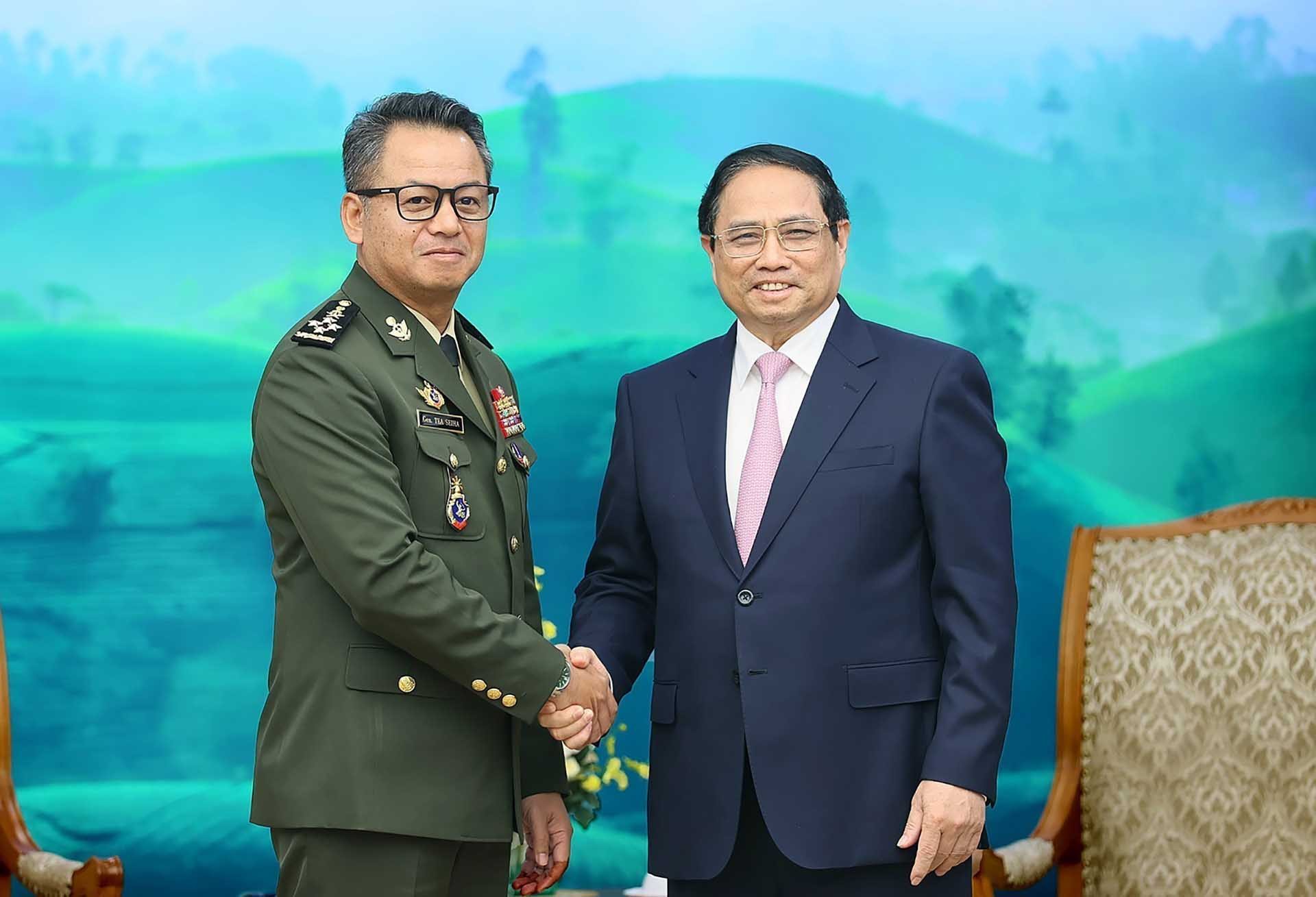 Thủ tướng Phạm Minh Chính tiếp Đại tướng Tea Seiha, Phó Thủ tướng, Bộ trưởng Quốc phòng Campuchia. (Nguồn: TTXVN)