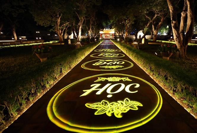 Experiencing Hanoi12.	The roads inside the Temple of Literature is lit up at night with modern lighting system. VNA Photo’s nightlife with night tour at the Temple of Literature