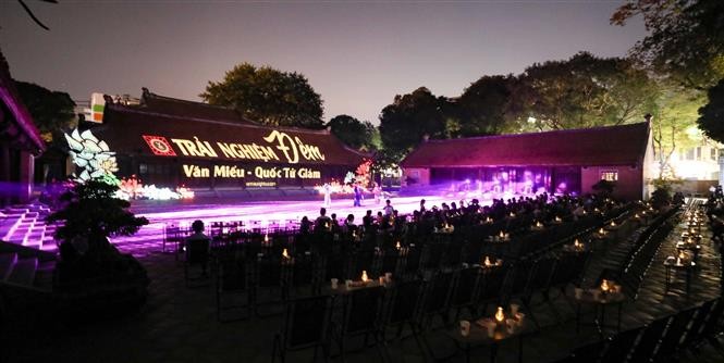 A centrepiece of the tour is in the Thai Hoc Hall, which is transformed on the theme of “Tinh hoa dao hoc” (Essence of Education) by the sparkling lighting system and 3D-mapping technology, telling the stories about Confucianism as well as the history of the first Vietnamese imperial university. VNA Photo A centrepiece of the tour is in the Thai Hoc Hall, which is transformed on the theme of “Tinh hoa dao hoc” (Essence of Education) by the sparkling lighting system and 3D-mapping technology, telling the stories about Confucianism as well as the history of the first Vietnamese imperial university. VNA Photo