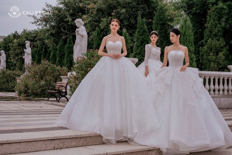 Những mẫu áo cưới đẹp nhất năm 2022 || Những mẫu đẹp theo xu hướng