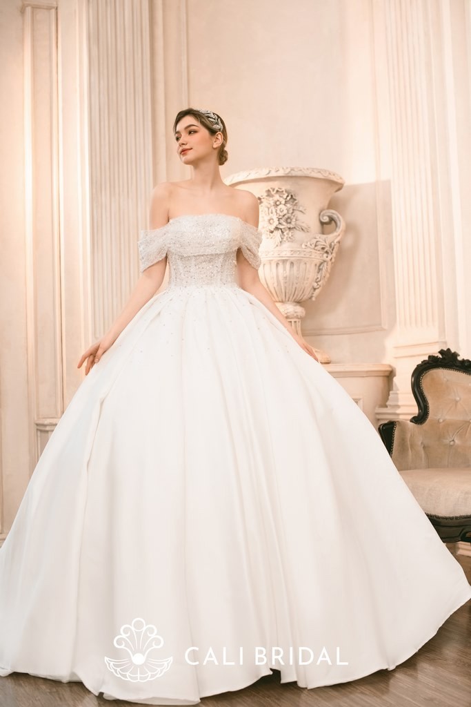 Mẫu váy cưới chữ A đẹp nhất 2024 từ Nicole Bridal