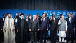 Iran quyết tâm đóng vai trò tích cực trong BRICS