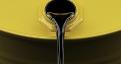 Giá xăng dầu hôm nay 16/11: Giữ đà giảm