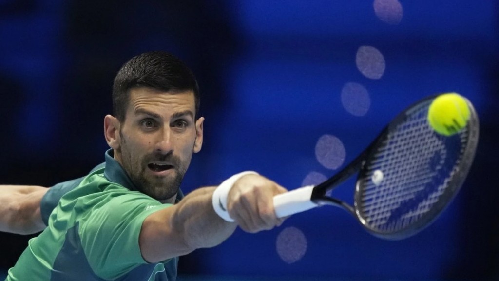 Tay vợt Novak Djokovic vào bán kết ATP Finals 2023