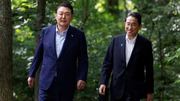 Lãnh đạo Nhật Bản-Hàn Quốc gặp nhau bên lề APEC, xác định những 'giá trị chung' trong hợp tác