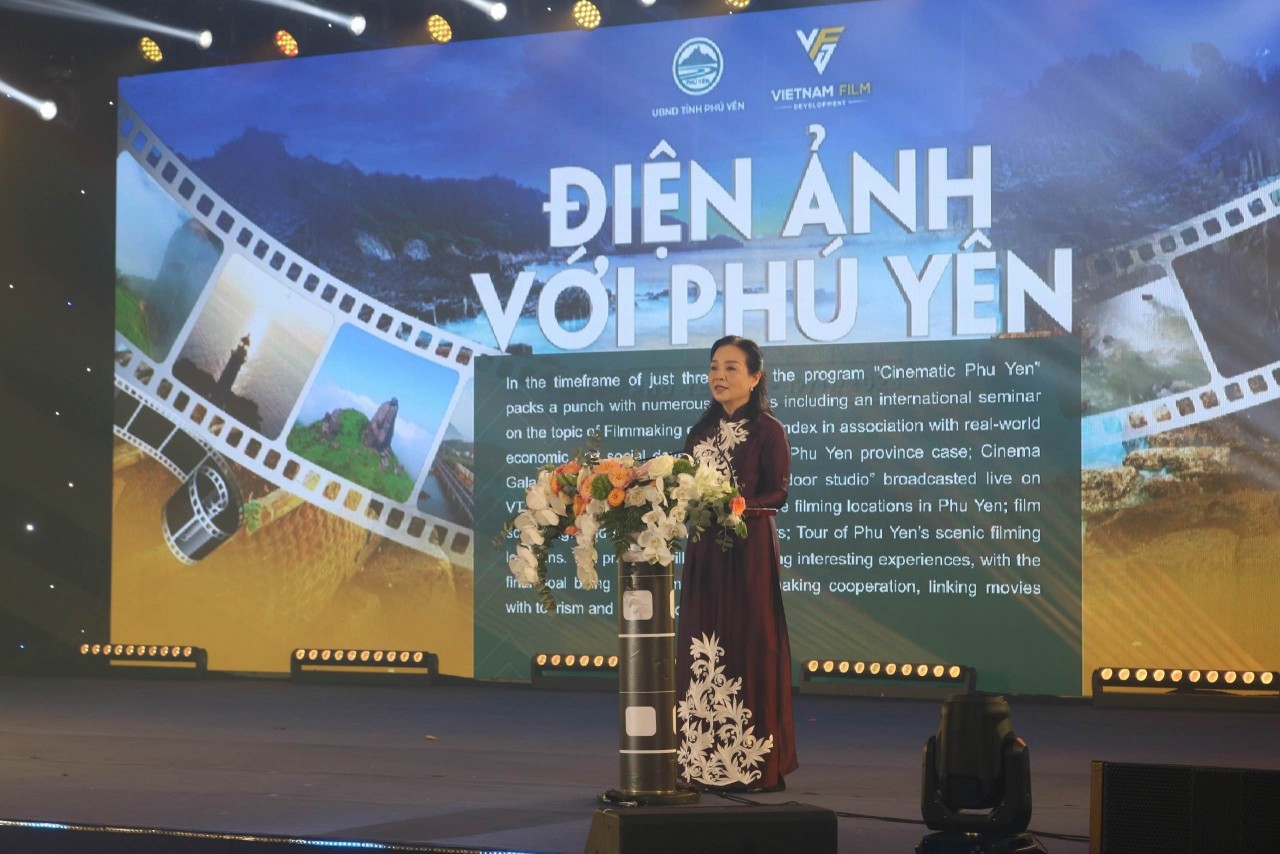 Chương trình ‘Điện ảnh với Phú Yên’: Mang cơ hội trở thành phim trường lớn đến với xứ hoa vàng trên cỏ xanh
