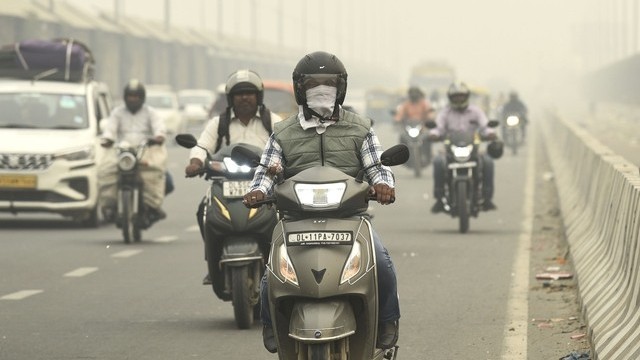 Ô nhiễm không khí chưa có dấu hiệu giảm, Ấn Độ lần đầu làm điều này