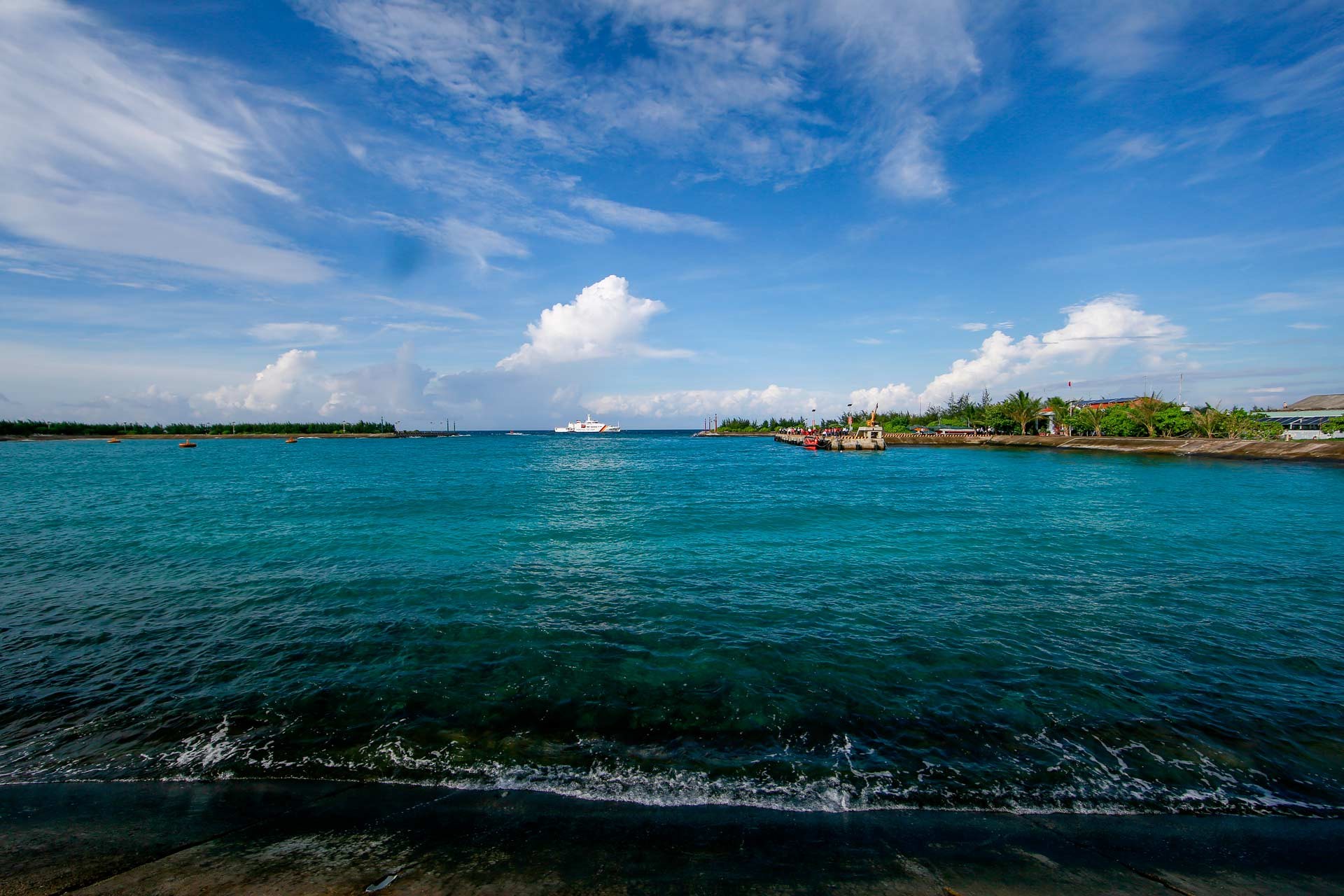 Đảo Sinh Tồn, view triệu đô