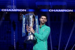 Novak Djokovic thi đấu xuất sắc, lần thứ bảy vô địch ATP Finals
