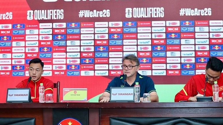 Vòng loại World Cup 2026: Huấn luyện viên hai đội tuyển họp báo, chia sẻ trước trận đấu Việt Nam vs Iraq