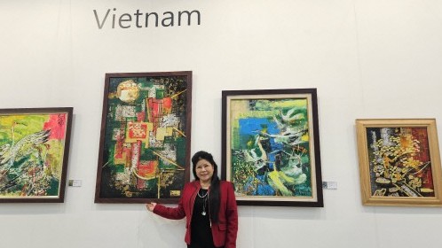 Tranh của họa sĩ Văn Dương Thành gây ấn tượng tại Triển lãm nghệ thuật quốc tế Daejeon 2023