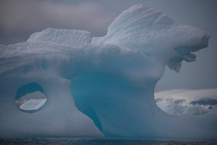Một tảng băng trôi gần Vịnh Fournier, Nam Cực, vào ngày 3 tháng 2 năm 2020. (Nguồn: Reuters)
